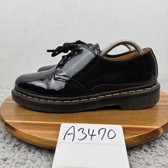 Dr. Martens 1461 Black Patent Leather 3-Eye Lace Up Plain Toe Oxford Womens 8